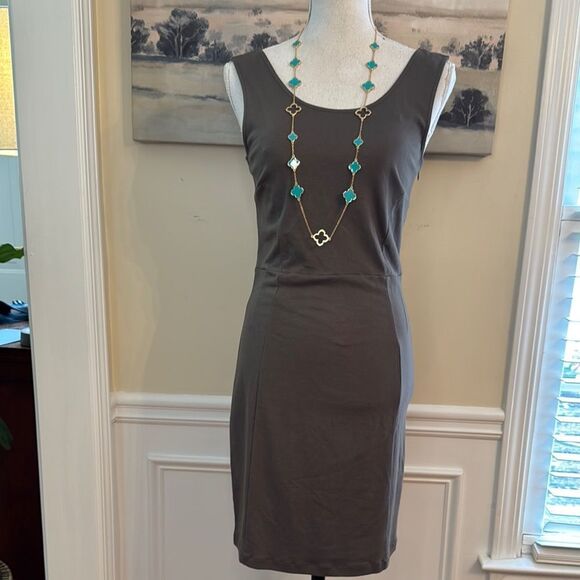 Massimo Dutti Sleeveless Dress - Picture 1 of 9